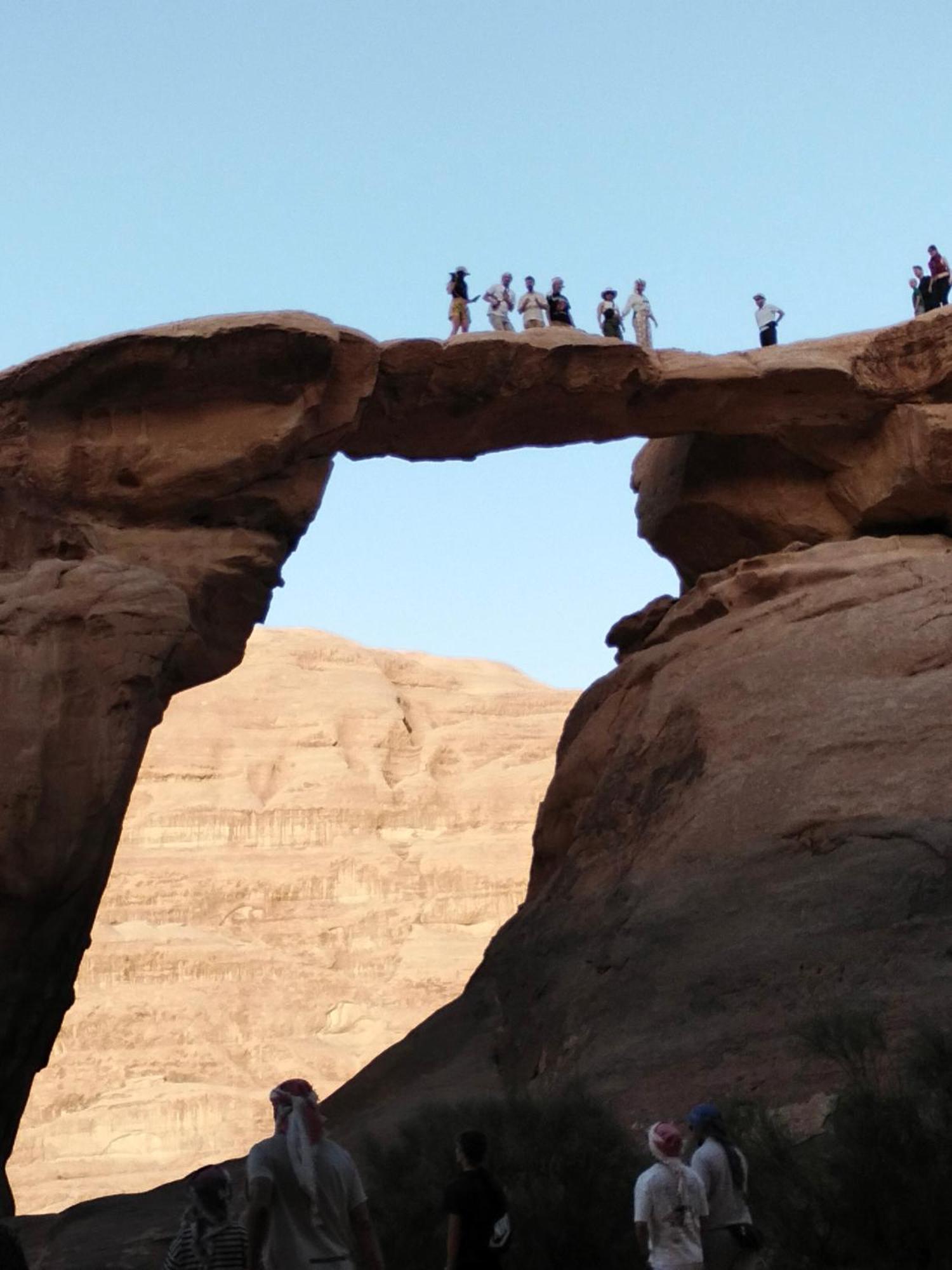 Black Irish Camp And Tours Wadi Rum Exterior foto